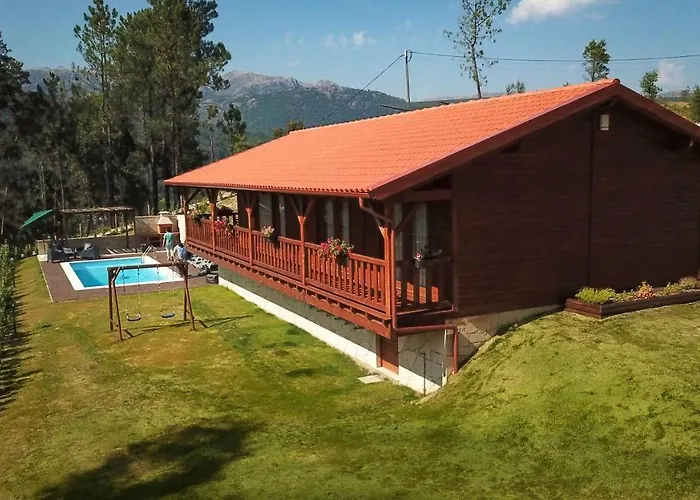 度假居 Refugio De Gestacas *