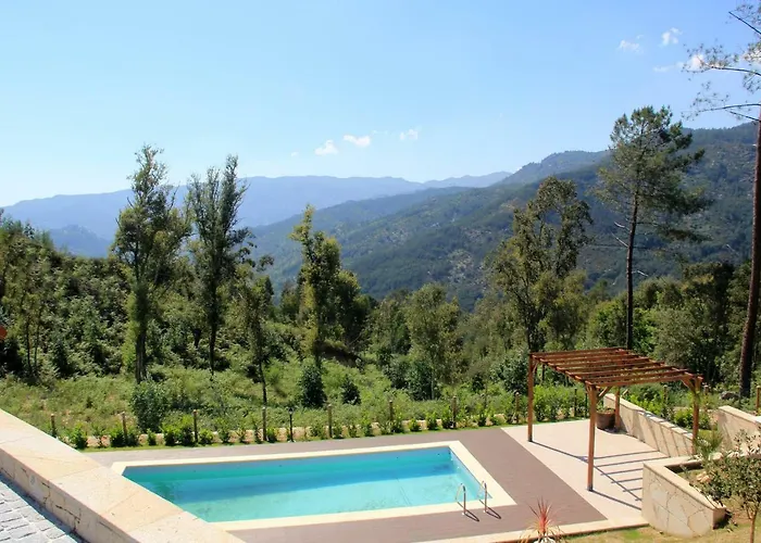 度假居 Refugio De Gestacas *