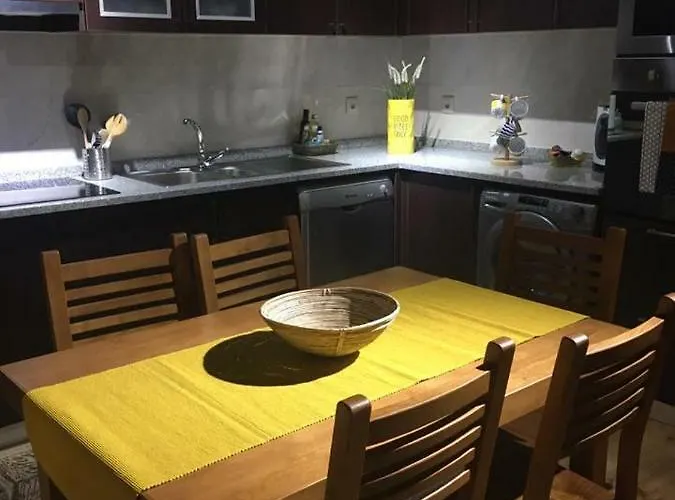 בית נופש Refugio De Gestacas *